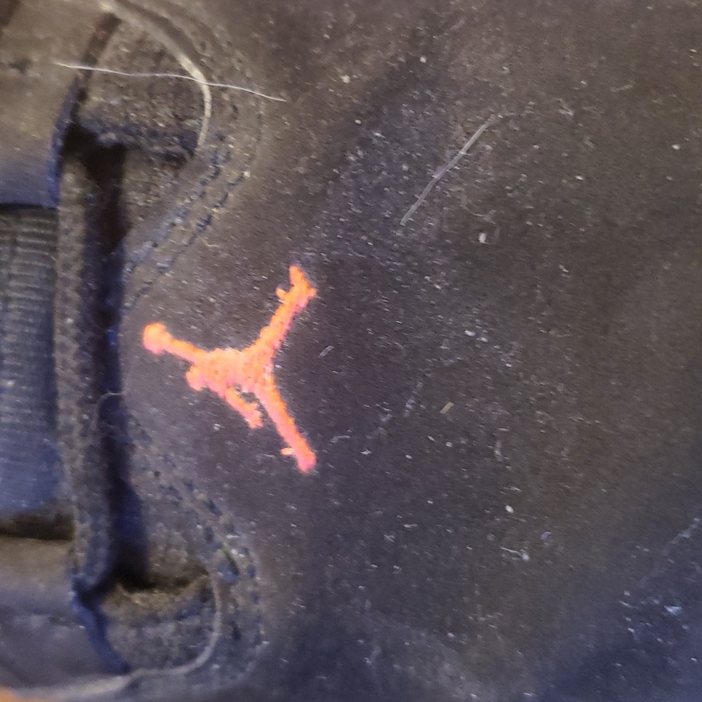 JORDANS BOY basketball shoes